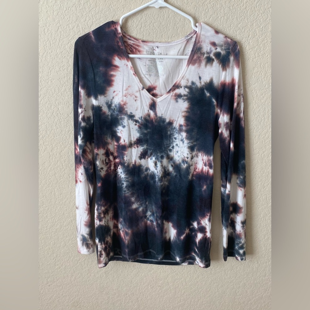 Time and Tru long sleeve